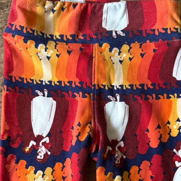 LuLaRoe Kids Leggings with Red and Orange Pattern - Picture 4 of 5